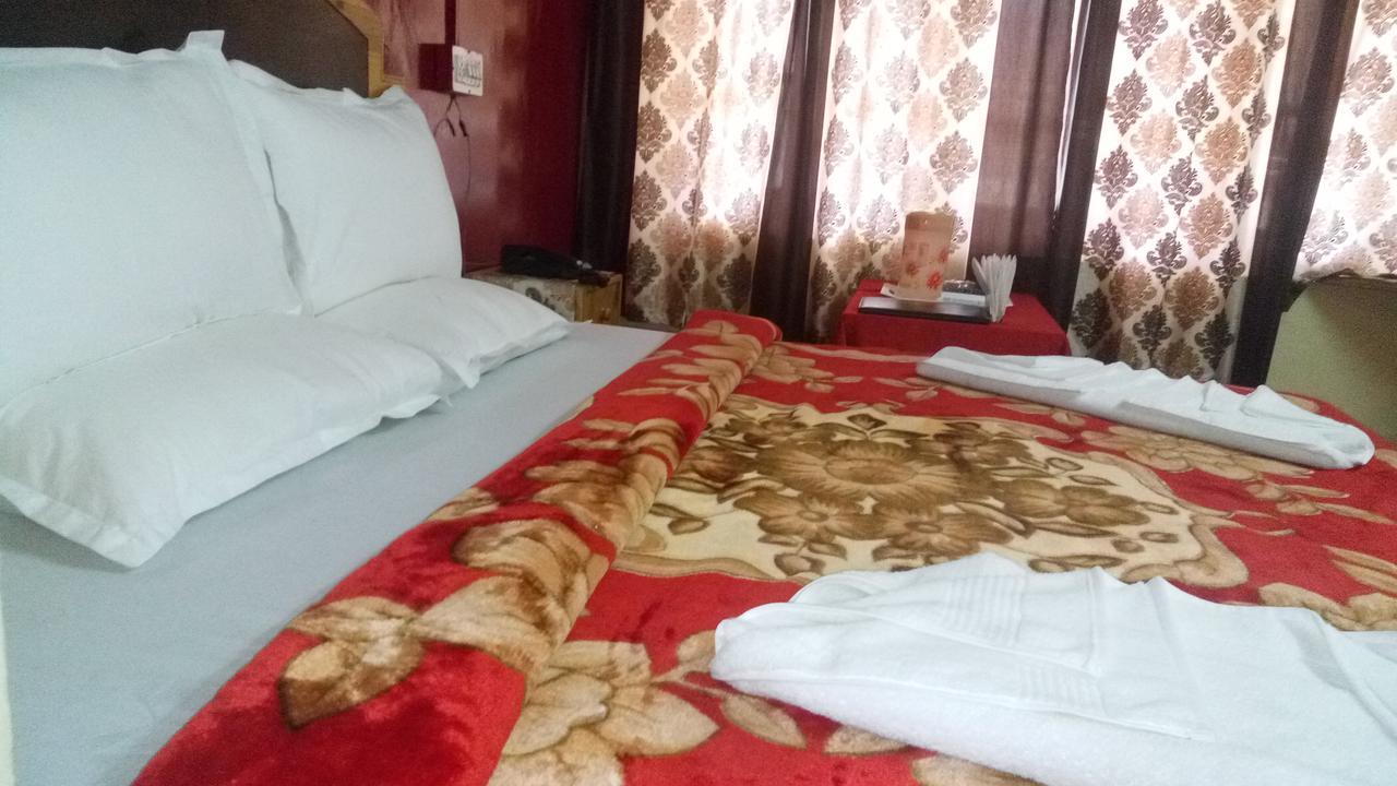 Hotel Shingar Manāli Buitenkant foto